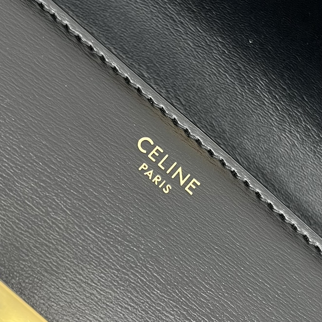 Celine Chain Shoulder Bag Claude In Shiny Calfskin Black/Gold 197992